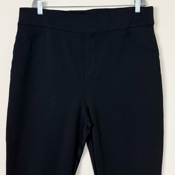 SPANX The Perfect Pant, Ankle Backseam Skinny in Classic Black - Picture 6 of 15